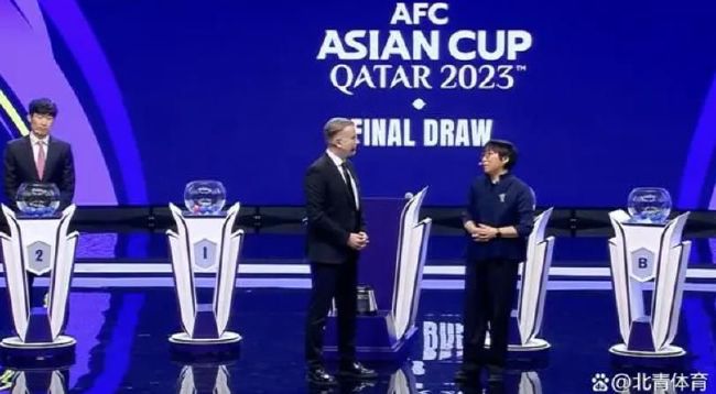 国产美女初次肝交在线播放